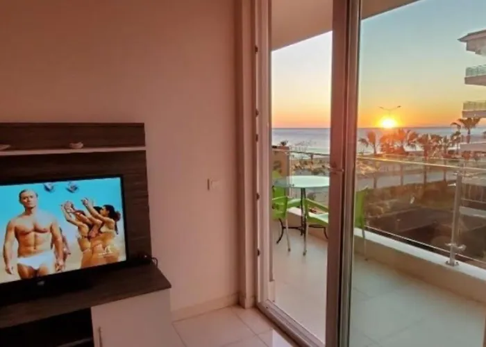 Moda Marine Luxury Homes דירה אלאניה